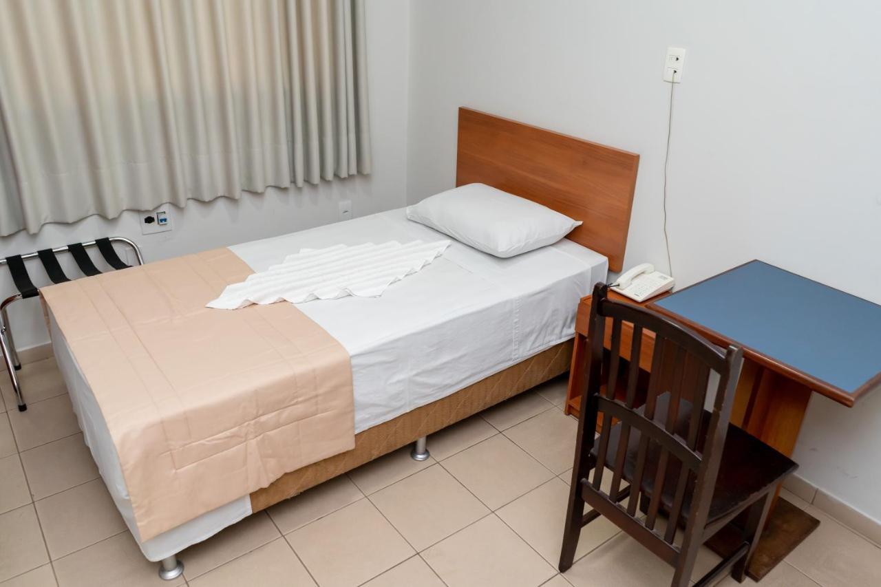 Bandeirantes Hotel كويابا المظهر الخارجي الصورة